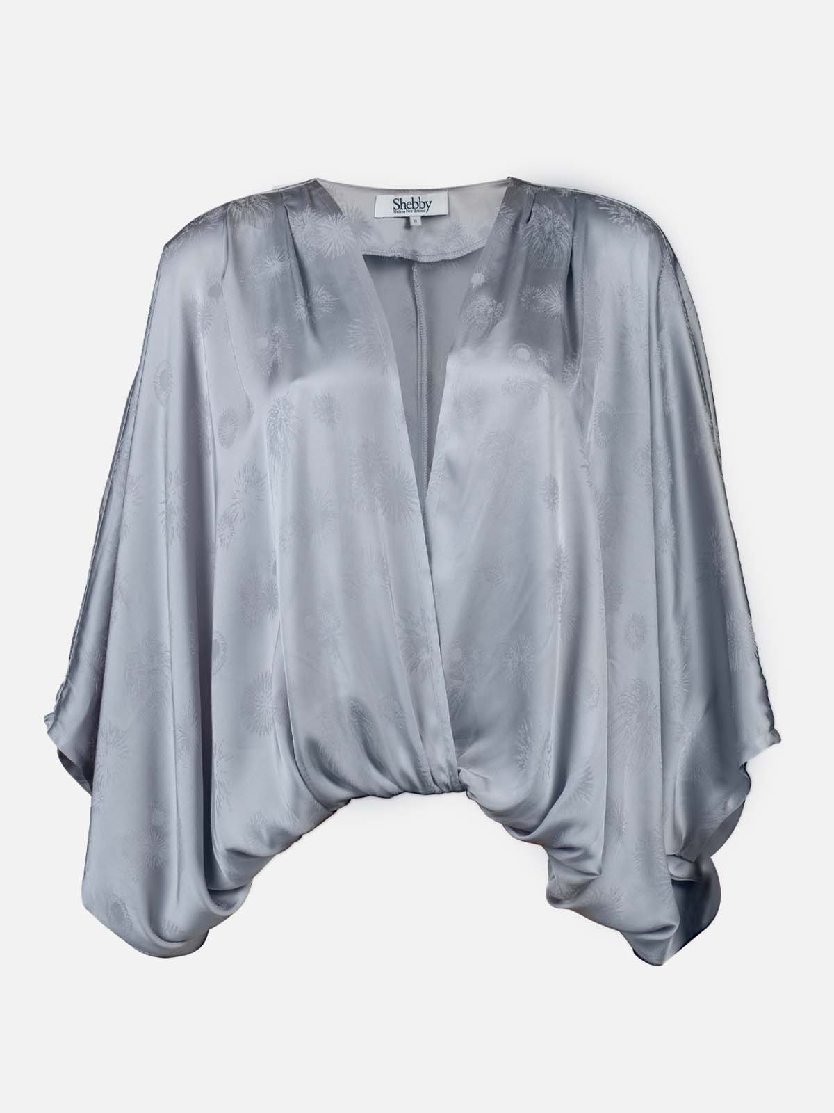 batwing top cloud isolated
